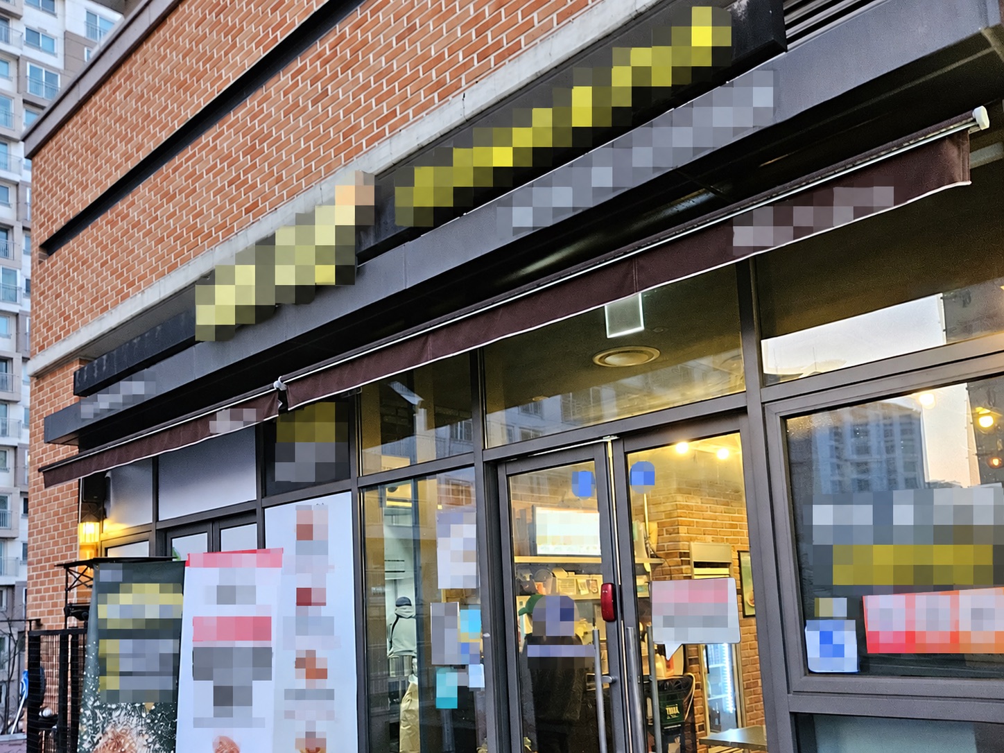 60계치킨 브랜드 참고 사진. 개인정보 보호 편집본이며 해당 매물의 실사진이 아닙니다.